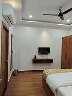 Kennedia International Hotel And Suites