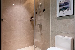 Fushang Foshan Jinshazhou Jinbo Center