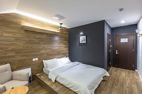 Yijian forest Tongji university branch