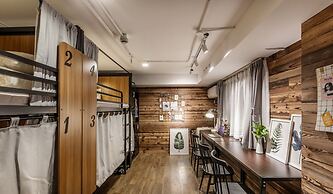 Yijian forest Tongji university branch