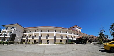 Grand Place Resort