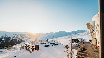 GALAAXY Mountain Hostel