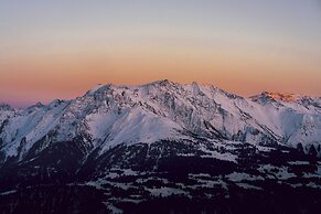 GALAAXY Mountain Hostel