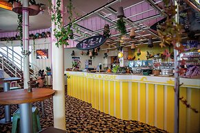 GALAAXY Mountain Hostel