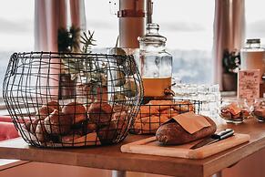 GALAAXY Mountain Hostel