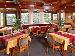 Landgasthof Zum Burghof