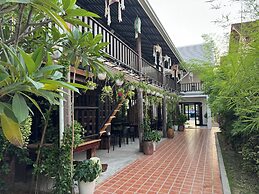 Vang Luang Hotel