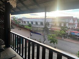 Vang Luang Hotel