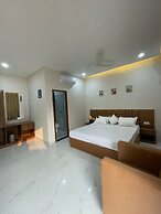JJ Lawns And Resort