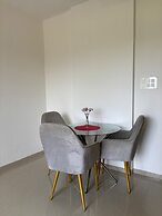 Mountain Breeze Home Stay