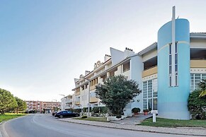 Marina Family Duplex with Pool