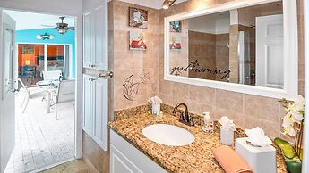 Orange Cove Heated Pool Oasis of Calm - Look