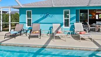 Orange Cove Heated Pool Oasis of Calm - Look