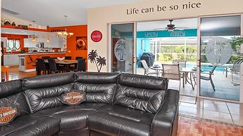 Orange Cove Heated Pool Oasis of Calm - Look