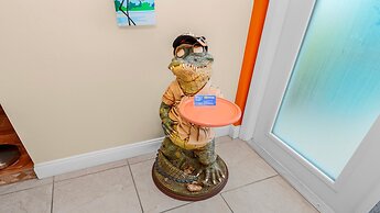 Orange Cove Heated Pool Oasis of Calm - Look