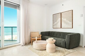 Panoramic Sea View Escape by Sea N' Rent