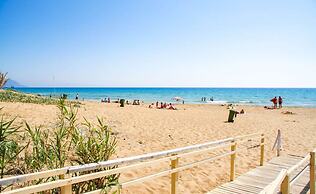 Iliopetra House 1 - Corfu Poolside Retreat