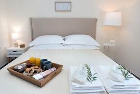 Iliopetra House 1 - Corfu Poolside Retreat