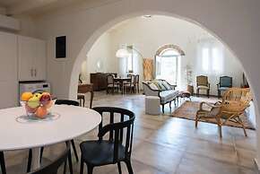 Iliopetra House 3 - Corfu Poolside Retreat