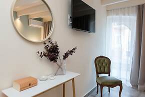 Iliopetra House 3 - Corfu Poolside Retreat