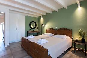 Iliopetra Houses - Corfu Private Pool Retreats