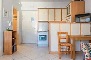 Comfy Beach Flat 10min to the City Center