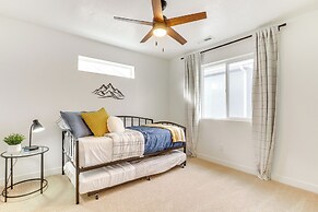 4 Mi to Zions Bank Stadium: Sleek Herriman Retreat