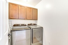 4 Mi to Zions Bank Stadium: Sleek Herriman Retreat