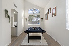 5 BD Gilbert Home 4 Min to Downtown