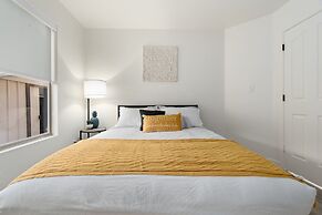 5 BD Gilbert Home 4 Min to Downtown