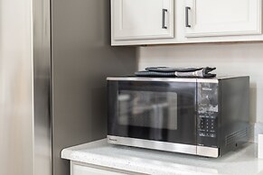 5 BD Gilbert Home 4 Min to Downtown