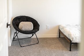 5 BD Gilbert Home 4 Min to Downtown