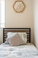 5 BD Gilbert Home 4 Min to Downtown