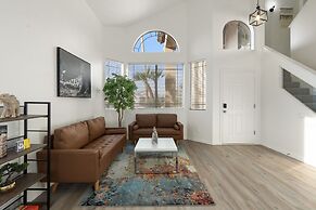 5 BD Gilbert Home 4 Min to Downtown