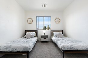 5 BD Gilbert Home 4 Min to Downtown