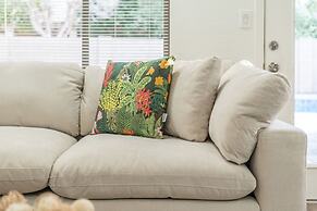 5 BD Gilbert Home 4 Min to Downtown