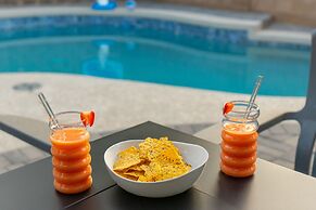 5 BD Gilbert Home 4 Min to Downtown