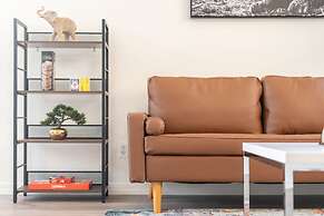 5 BD Gilbert Home 4 Min to Downtown