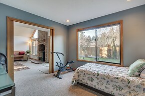 Lovely Portland Home ~ 10 Mi to Downtown!