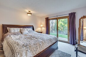 Lovely Portland Home ~ 10 Mi to Downtown!