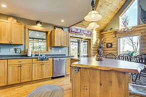 Private Hot Tub & Sauna: Bryant Pond Retreat!