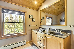 Private Hot Tub & Sauna: Bryant Pond Retreat!