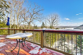 Private Hot Tub & Sauna: Bryant Pond Retreat!