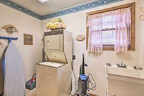 Family-friendly Tobyhanna Getaway w/ Yard!