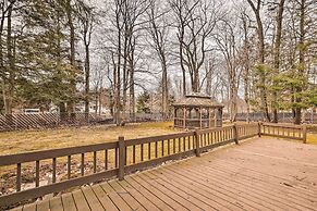 Family-friendly Tobyhanna Getaway w/ Yard!