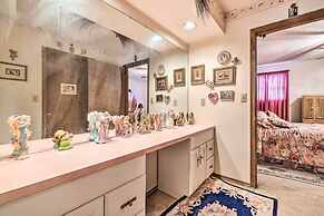 Family-friendly Tobyhanna Getaway w/ Yard!