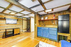 Maggie Valley Log Cabin: Deck + Mountain Views!