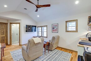 2 Blocks to Appalachian Trail: Updated Cabin!