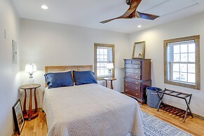 2 Blocks to Appalachian Trail: Updated Cabin!