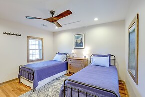 Walk to Appalachian Trail: Hot Springs Hideaway